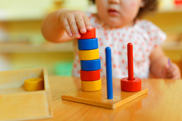 Practicing Montessori: Benefits for Your Child's Development 🌱